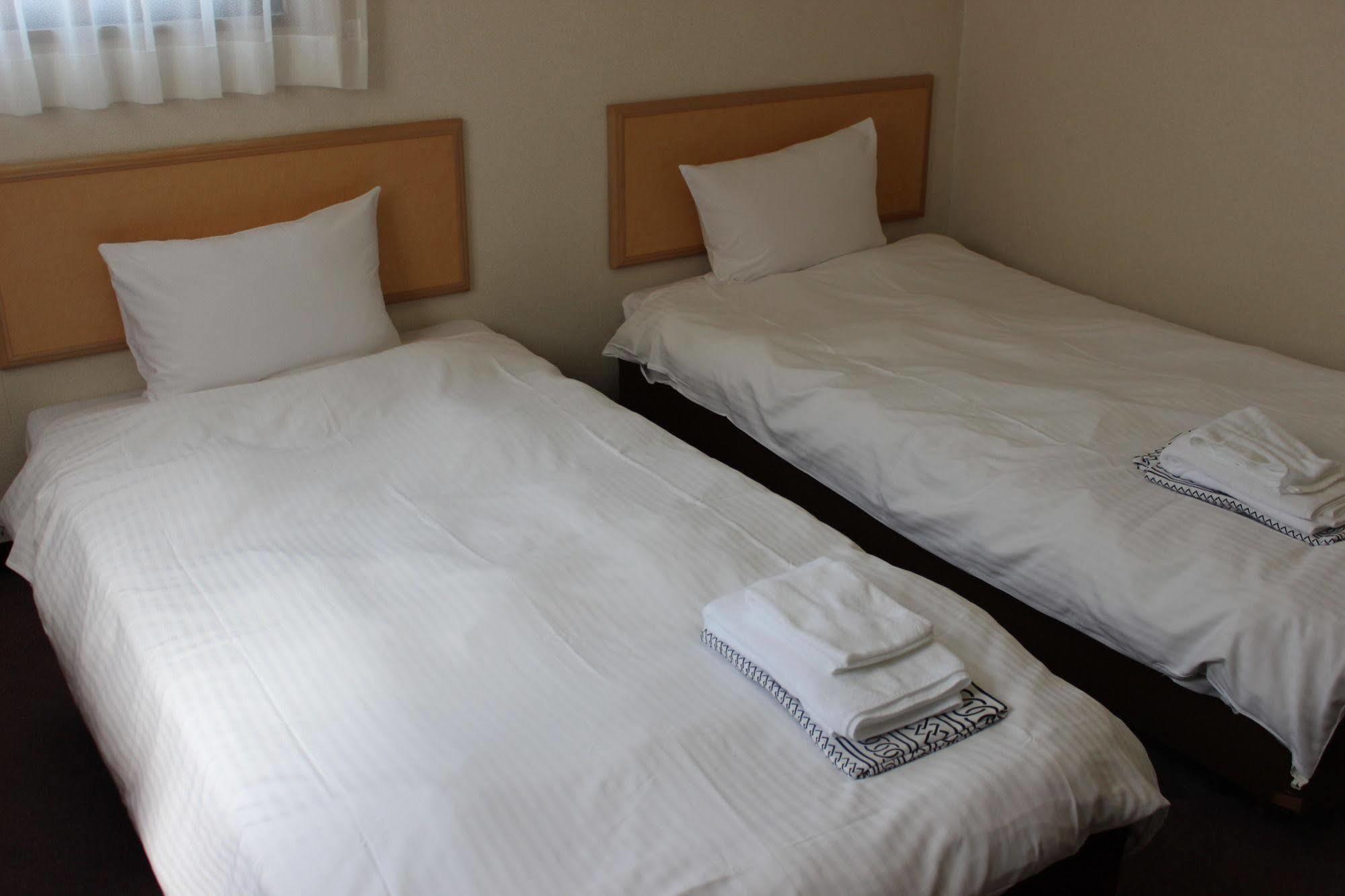 Heiwadai Hotel Honkan Fukuoka  Zewnętrze zdjęcie